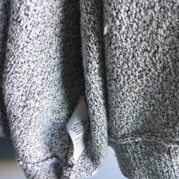 Aritzia Community gray sweater cardigan cape - XXS - Picture 4 of 4